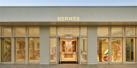 34134 hermes shop|hermes waterside store naples.